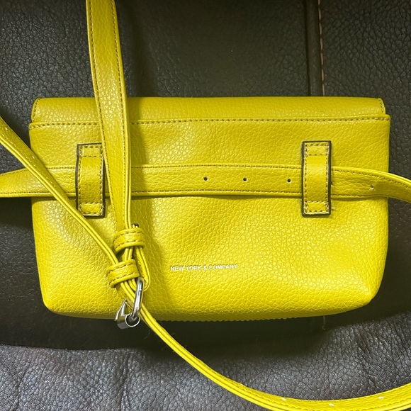 New York &. Co. Yellow Belted Fanny Pack - Picture 4 of 13